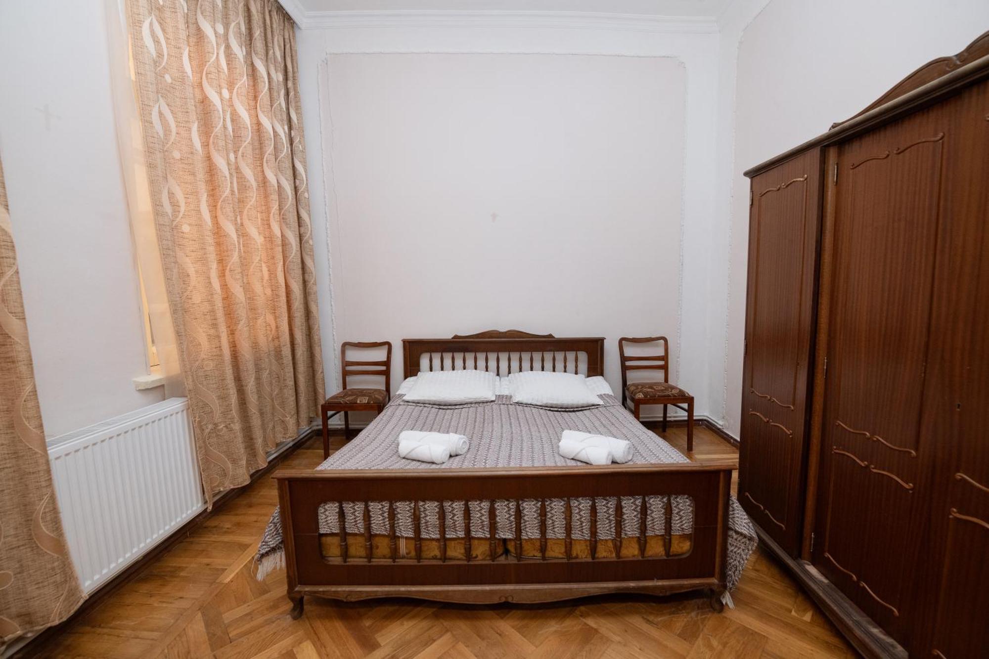 Anna'S Guest House Gori Dış mekan fotoğraf