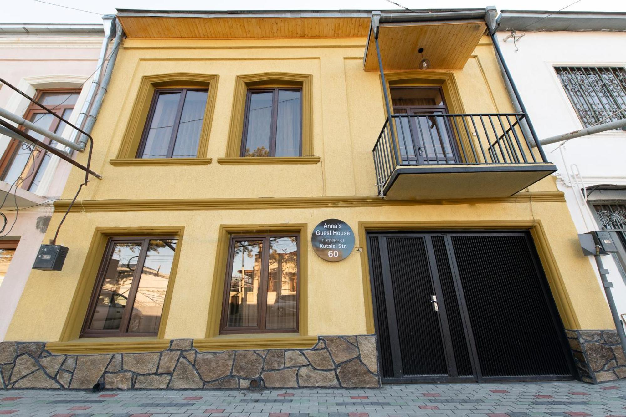 Anna'S Guest House Gori Dış mekan fotoğraf
