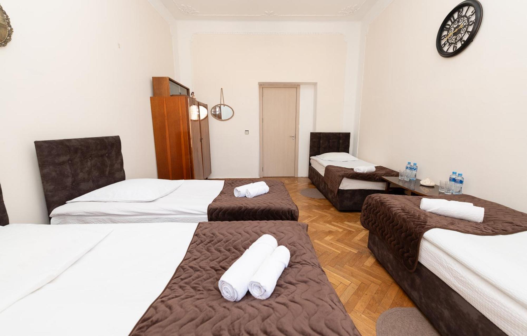 Anna'S Guest House Gori Dış mekan fotoğraf